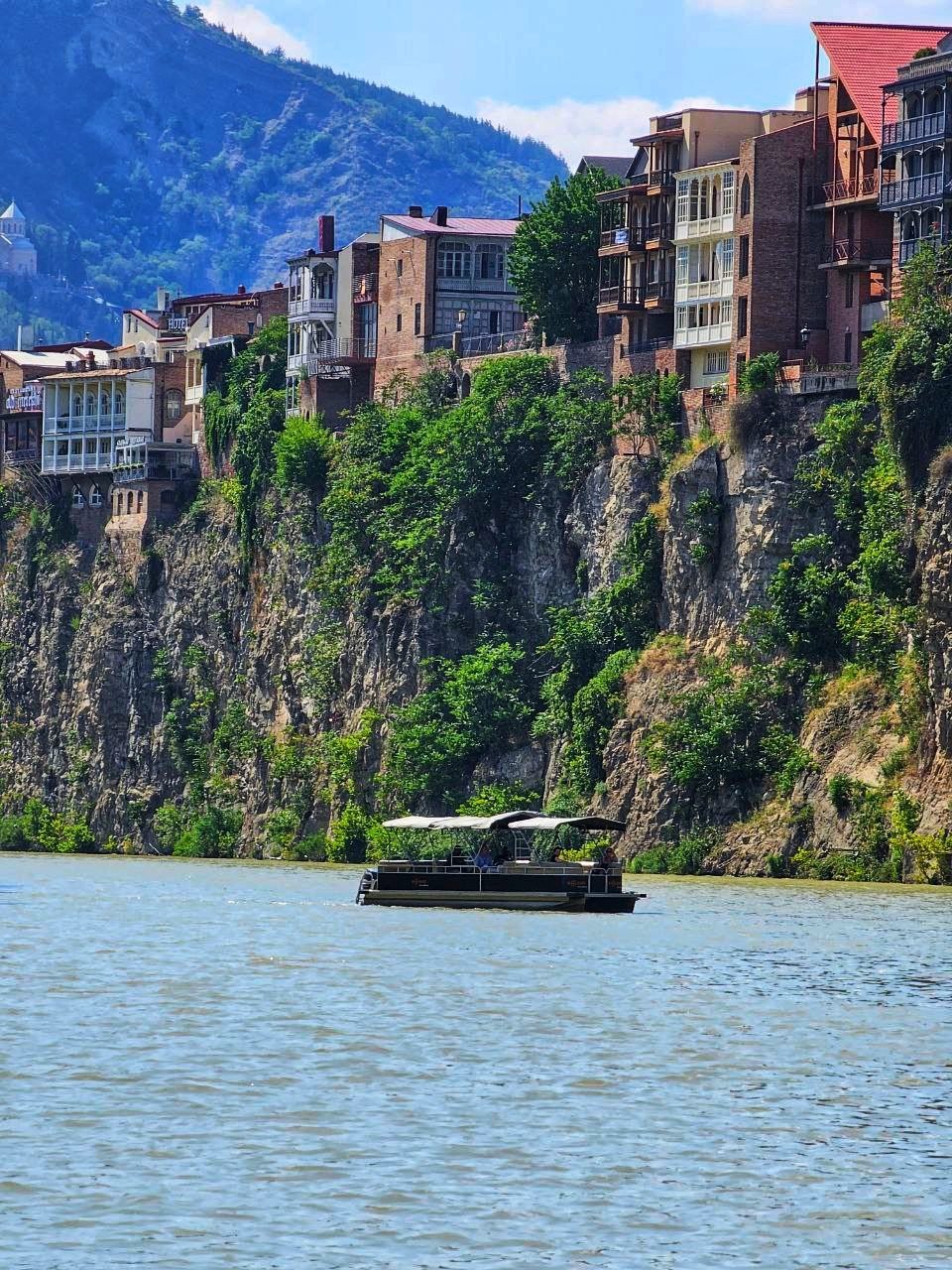 Tbilisi Boat Tour on the Mtkvari River